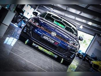 Used Volkswagen Golf 2018 for sale - 78319328: Photo