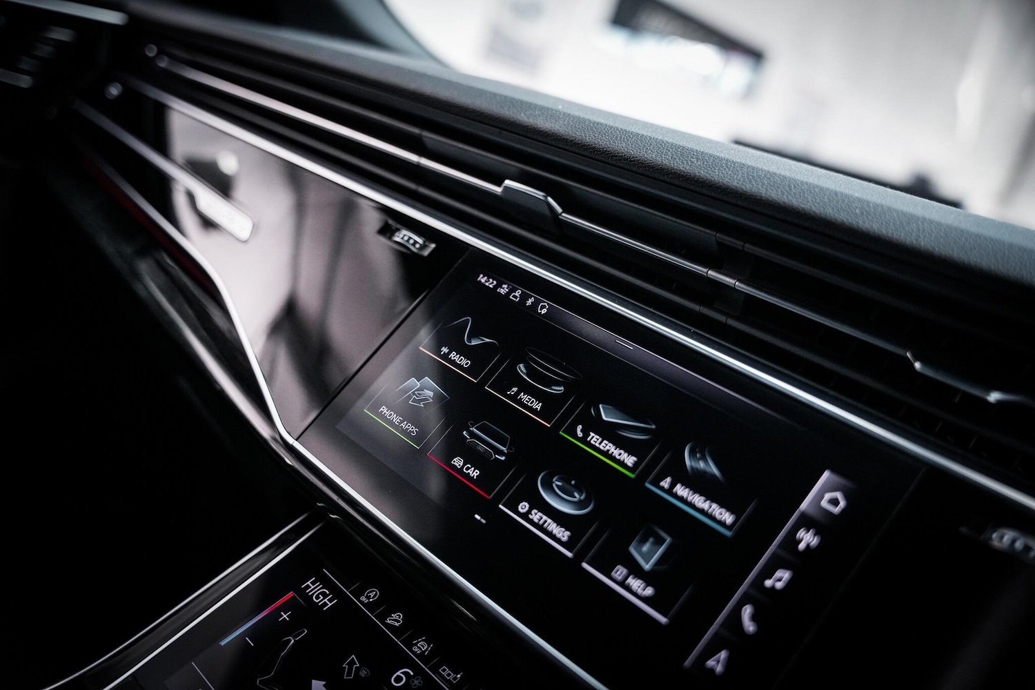 Used Audi Q8 2019 for sale - 76660463: Photo 44