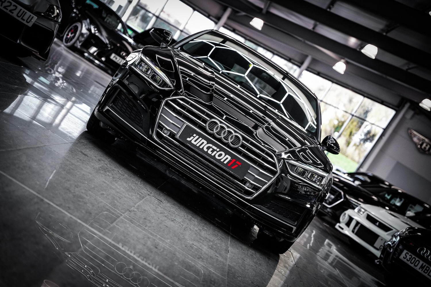 Used Audi A5 2018 for sale - 76832138: Photo 4