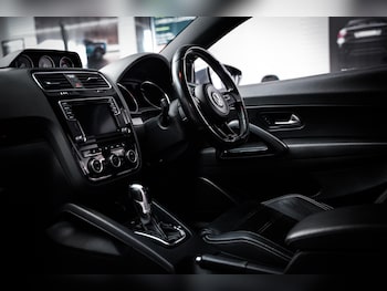 Used Volkswagen Scirocco 2016 for sale - 78910514: Photo
