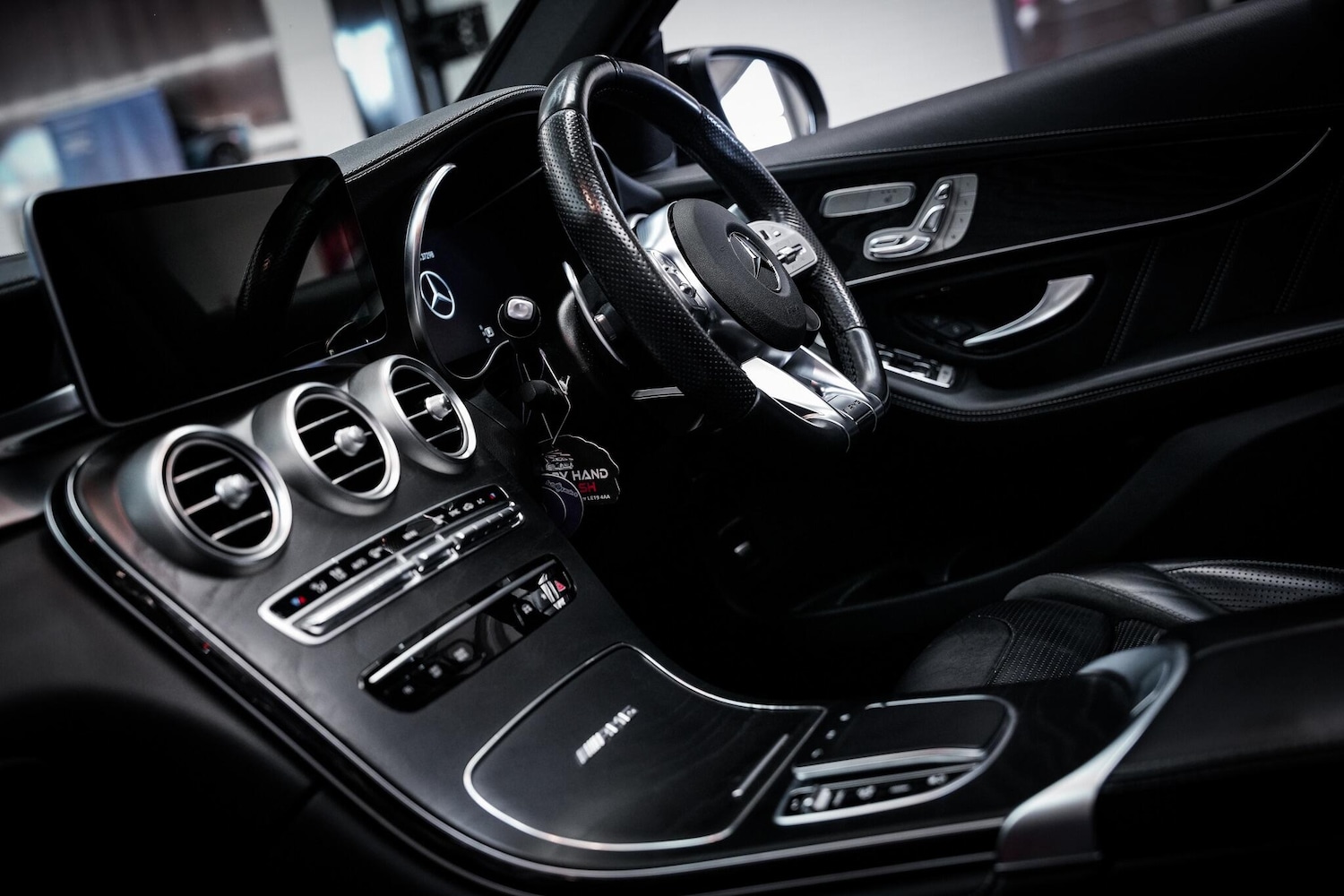 Used Mercedes-Benz GLC 2019 for sale - 77898553: Photo 4