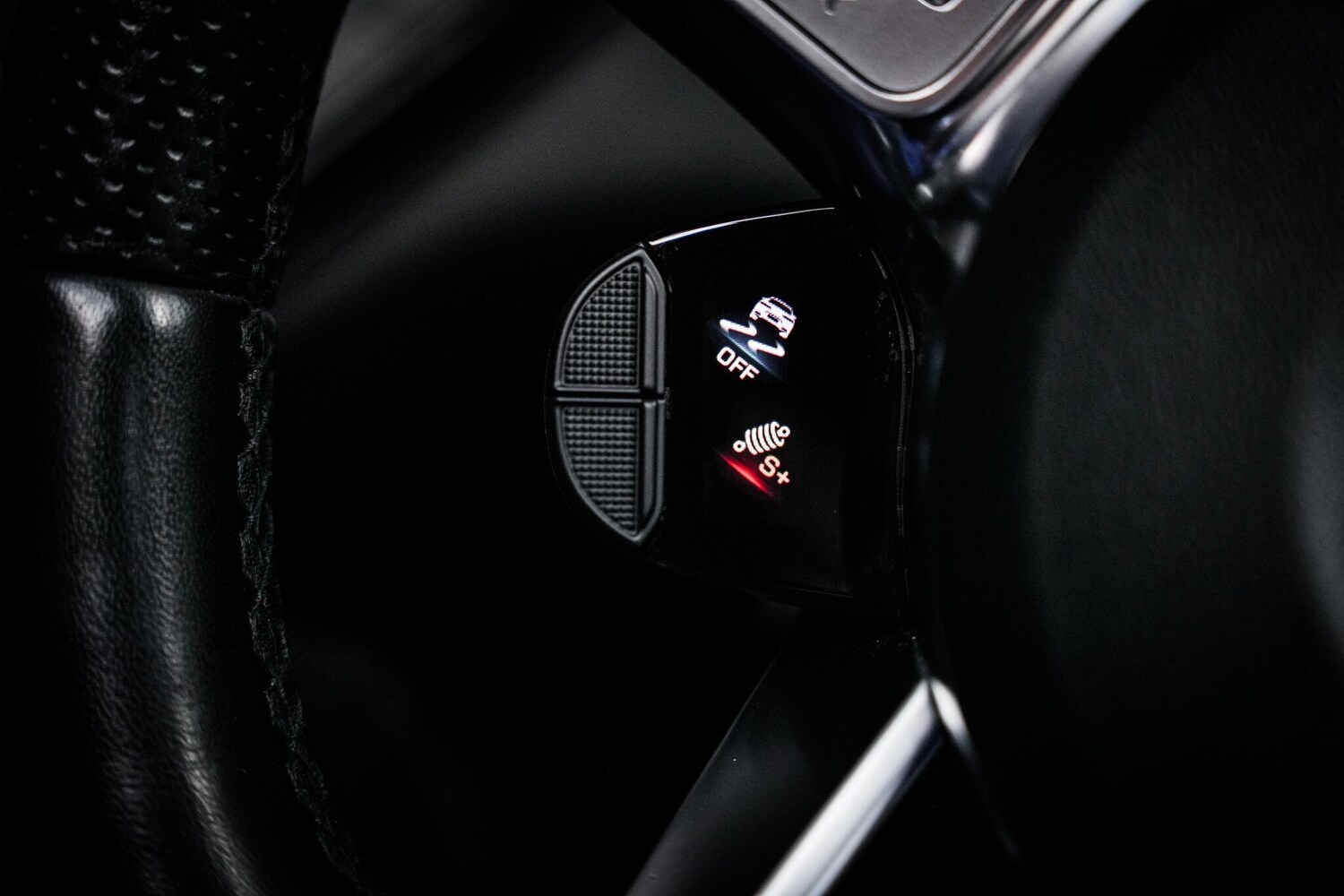 Used Mercedes-Benz GLC 2019 for sale - 77898553: Photo 44