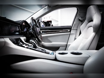 Used Porsche Panamera 2017 for sale - 78601677: Photo