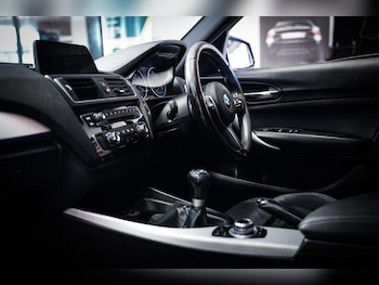Used BMW 1 Series 2017 for sale - 79132151: Photo