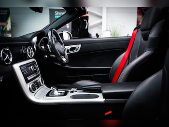 Used Mercedes-Benz SLC 2017 for sale - 78784389: Photo