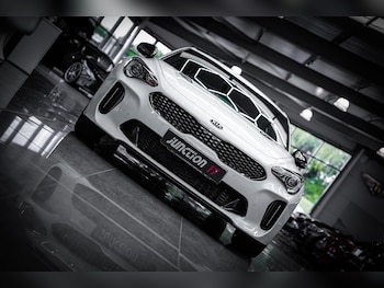 Used Kia Stinger 2019 for sale - 78429552: Photo