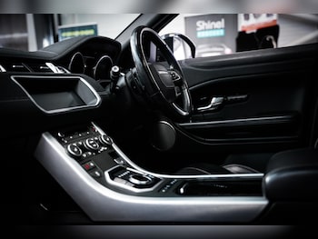 Used Land Rover Range Rover Evoque 2017 for sale - 79181564: Photo
