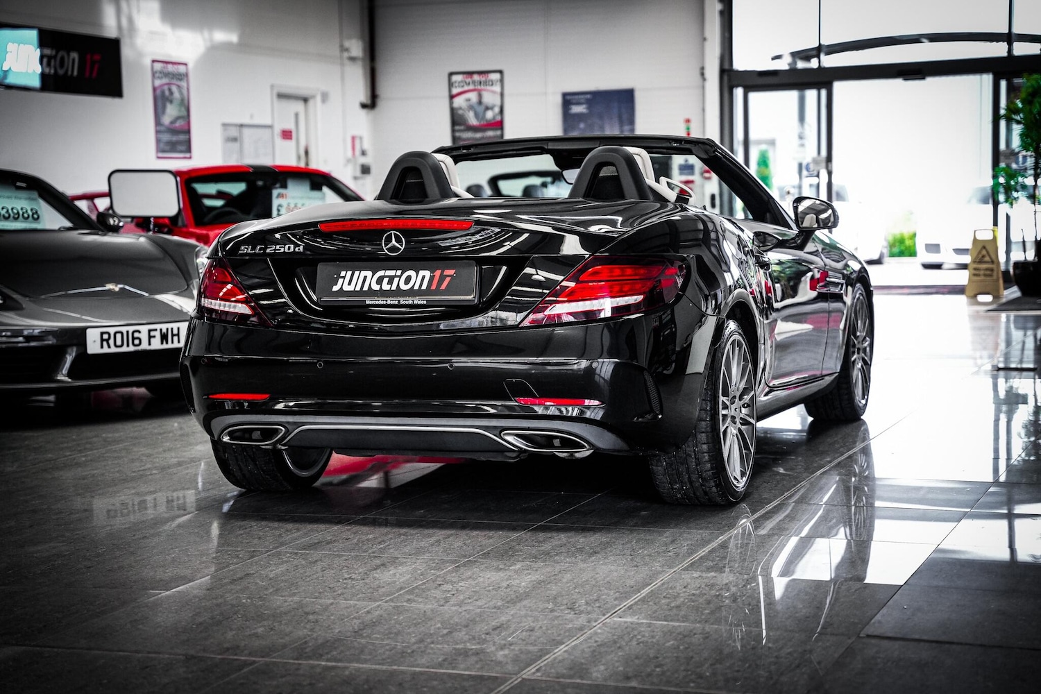 Used Mercedes-Benz SLC 2017 for sale - 77424715: Photo 15