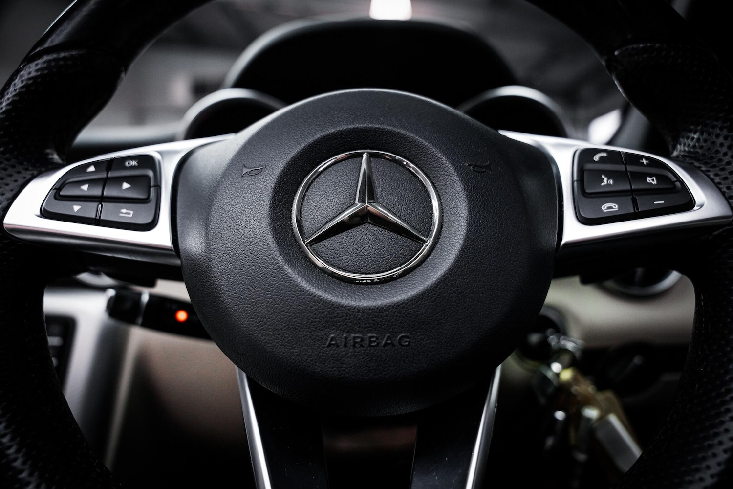 Used Mercedes-Benz SLC 2017 for sale - 77424715: Photo 46