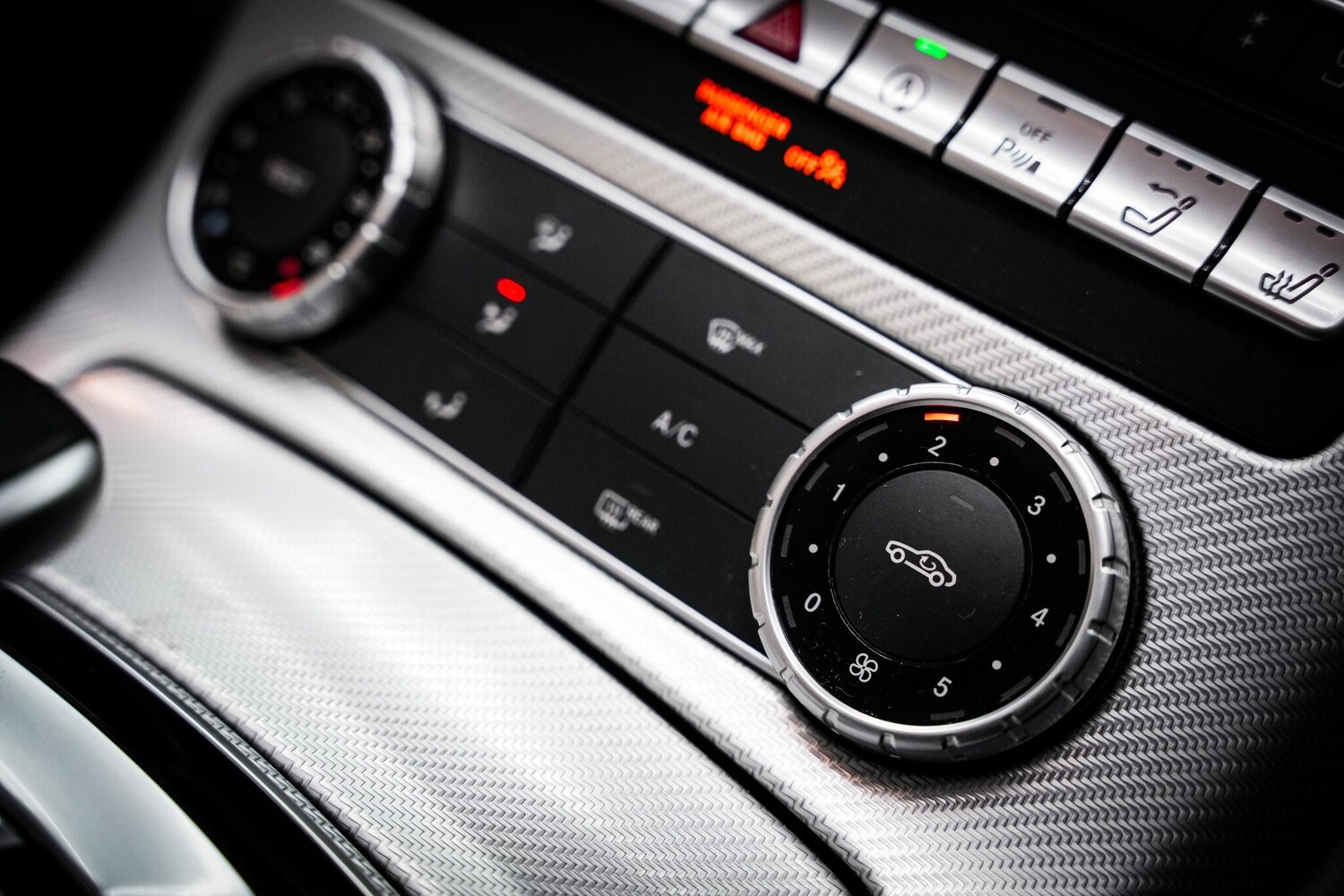 Used Mercedes-Benz SLC 2017 for sale - 77424715: Photo 47