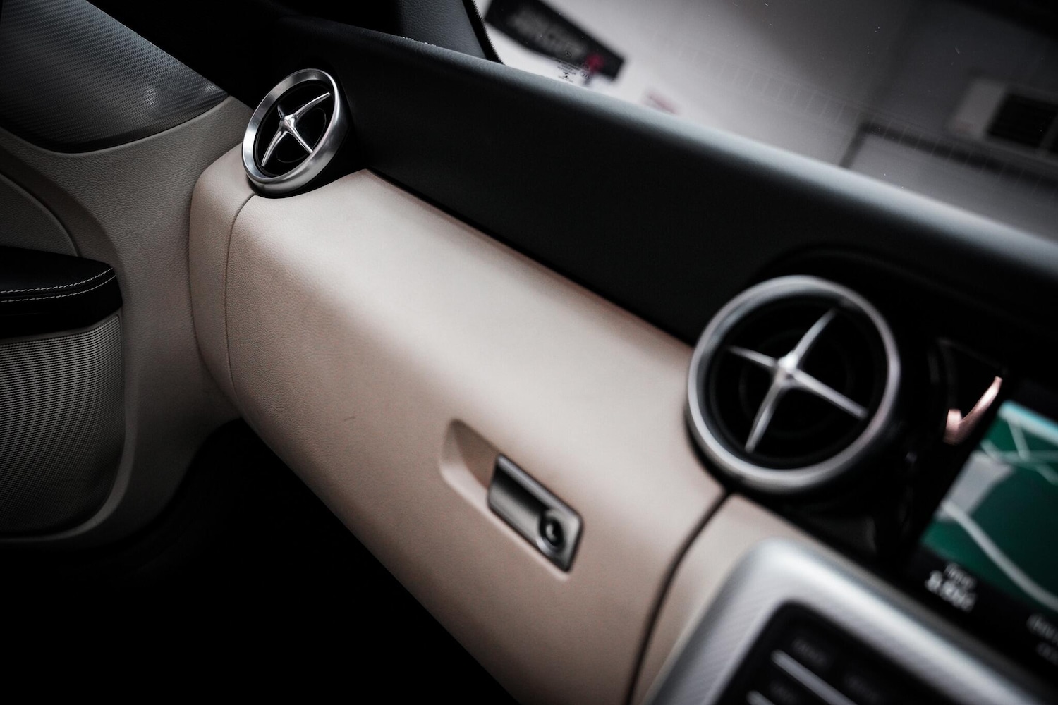 Used Mercedes-Benz SLC 2017 for sale - 77424715: Photo 49