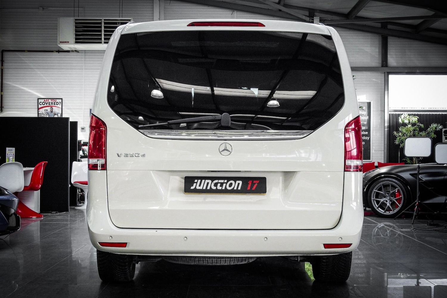 Used Mercedes-Benz V-Class 2016 for sale - 76660401: Photo 12