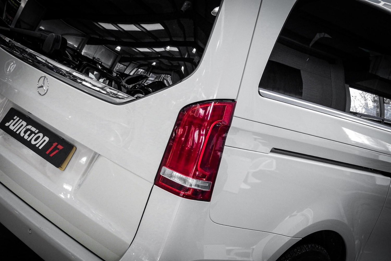 Used Mercedes-Benz V-Class 2016 for sale - 76660401: Photo 17