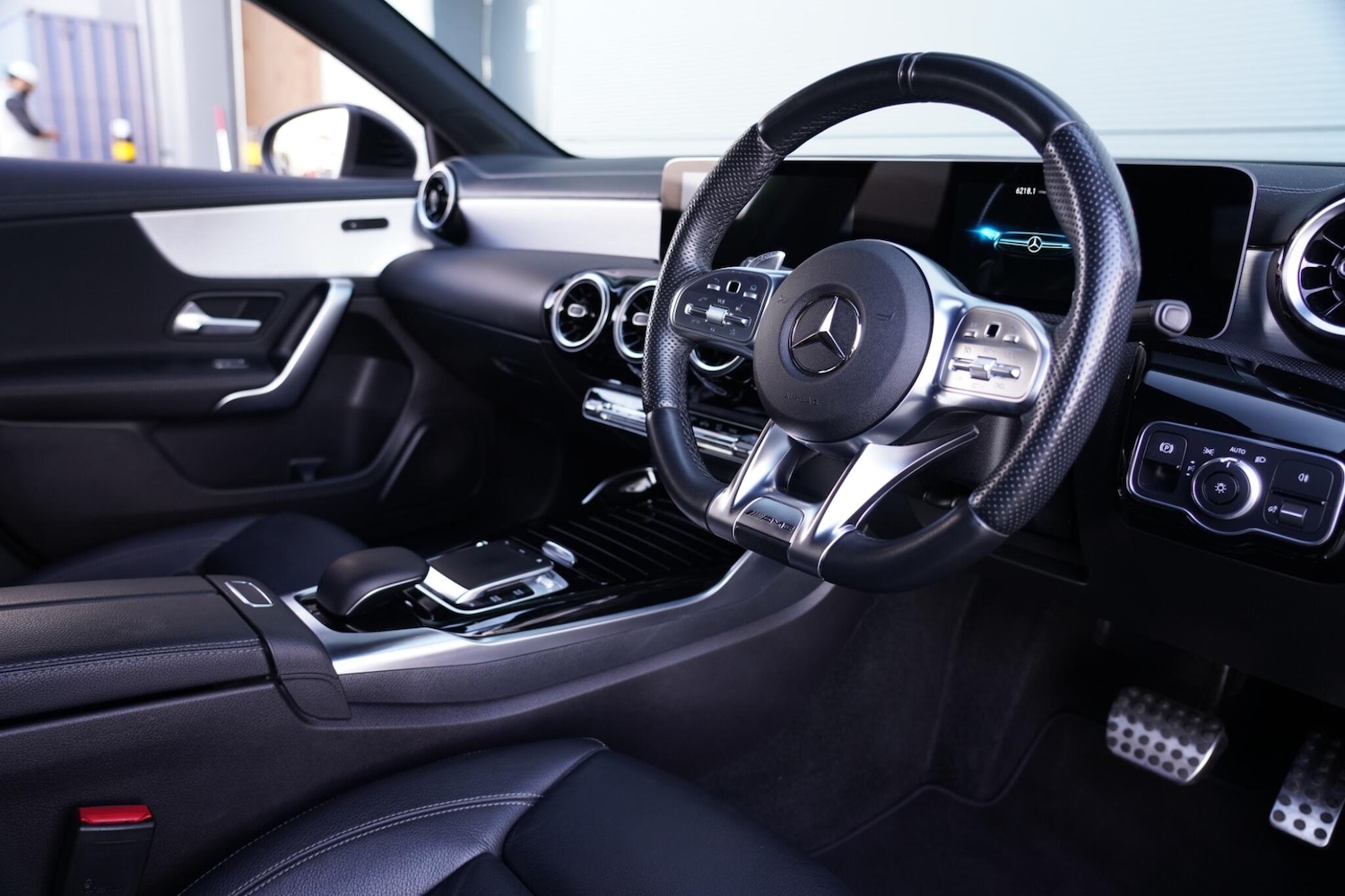 Used Mercedes-Benz A-Class 2020 for sale - 76918496: Photo 2