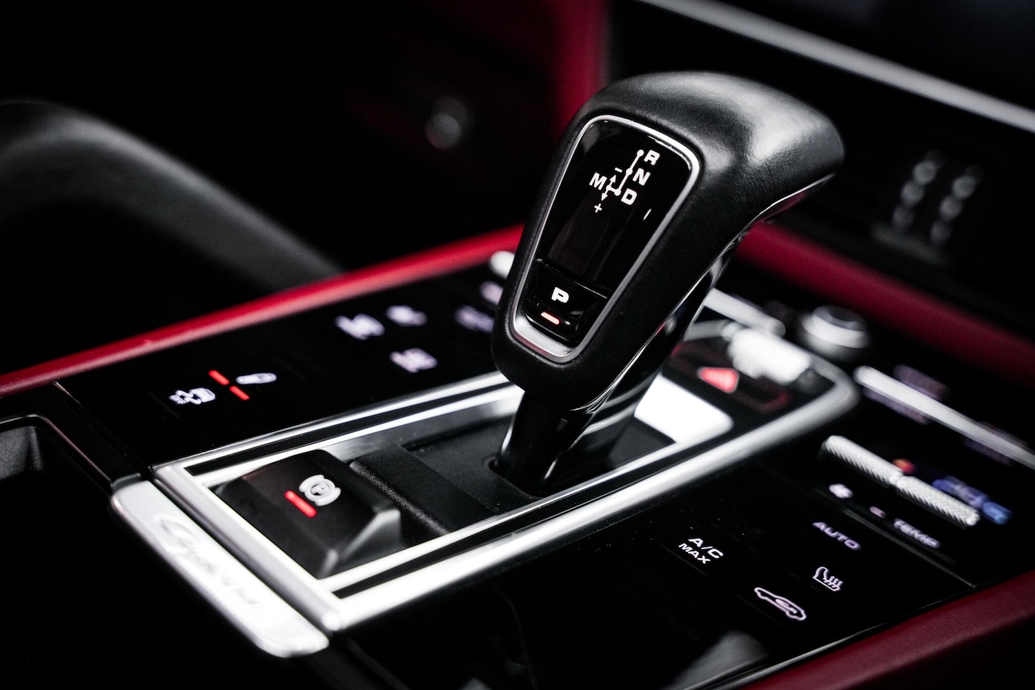 Used Porsche Cayenne 2020 for sale - 76899422: Photo 42