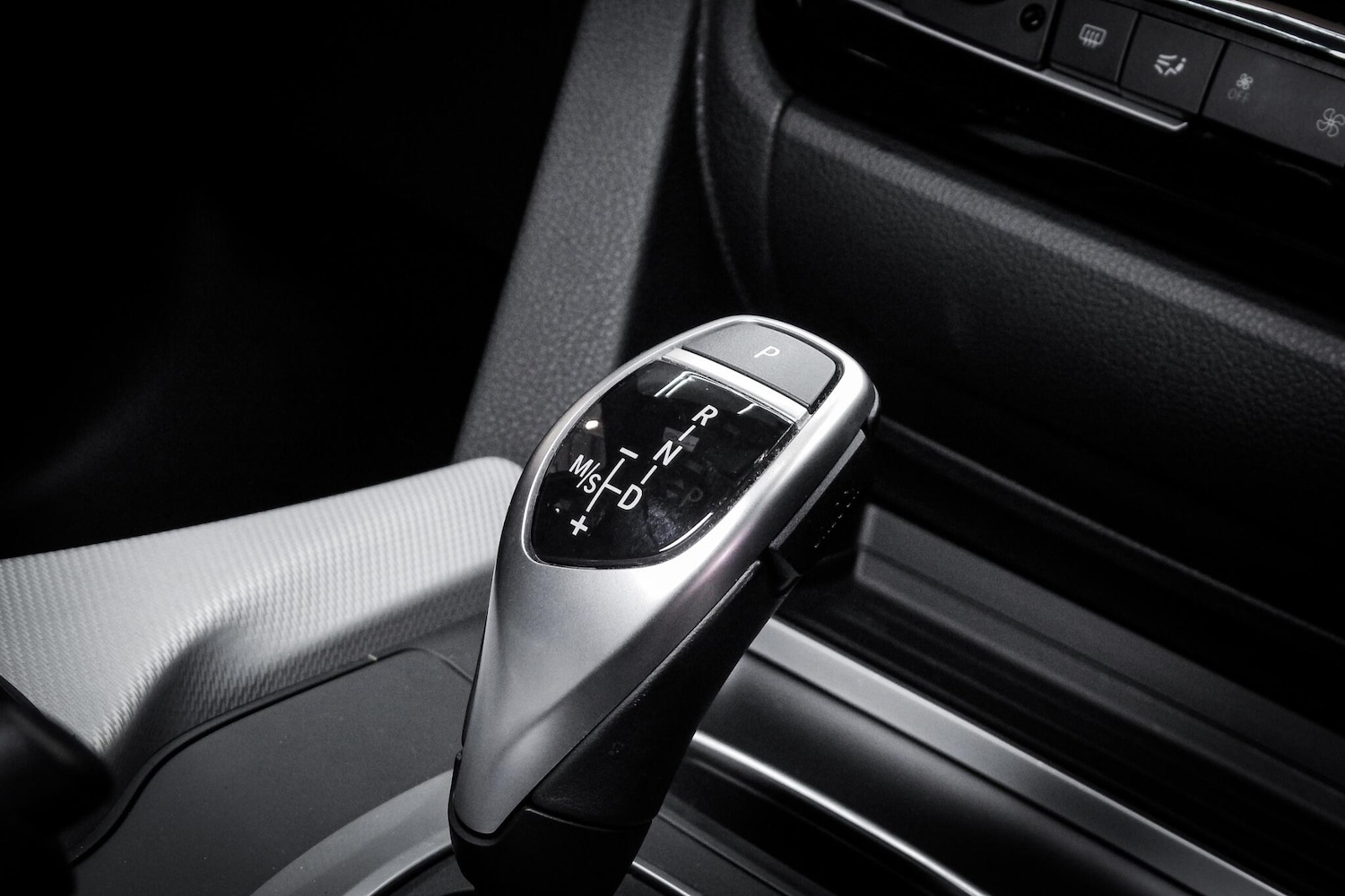 Used BMW 4 Series 2019 for sale - 76660494: Photo 37