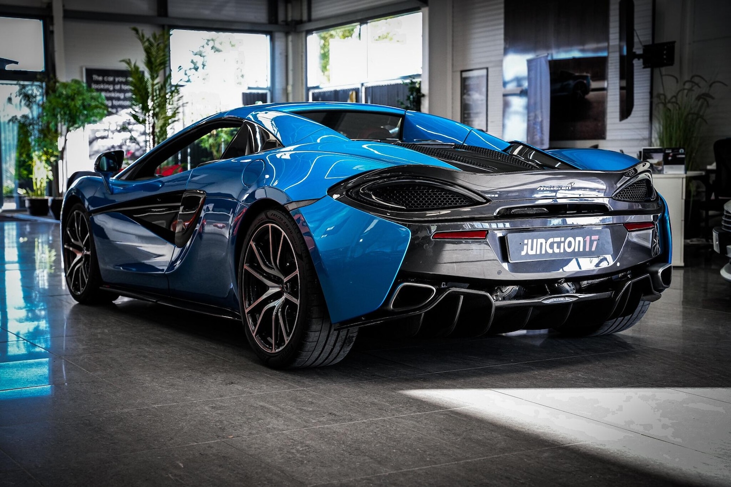 Used McLaren 570S 2019 for sale - 76660371: Photo 16