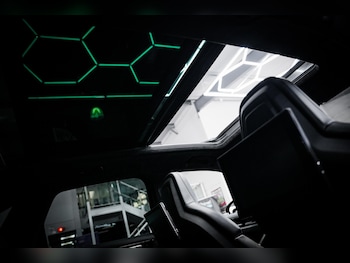 Used Porsche Cayenne 2020 for sale - 76660381: Photo