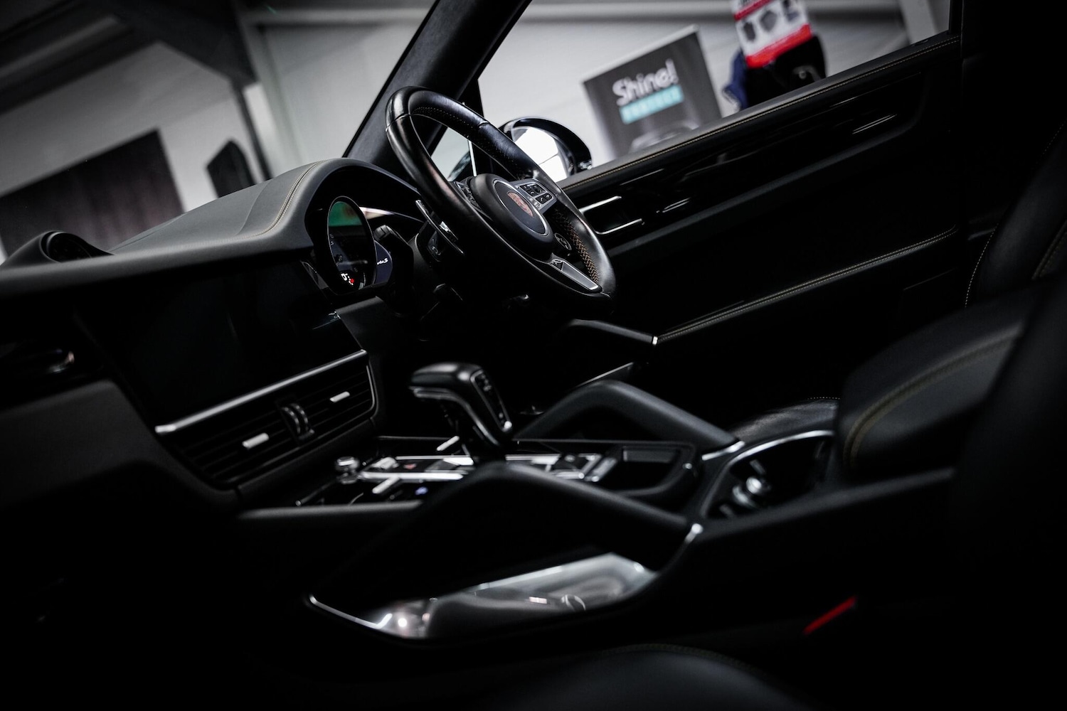 Used Porsche Cayenne 2020 for sale - 76660381: Photo 6