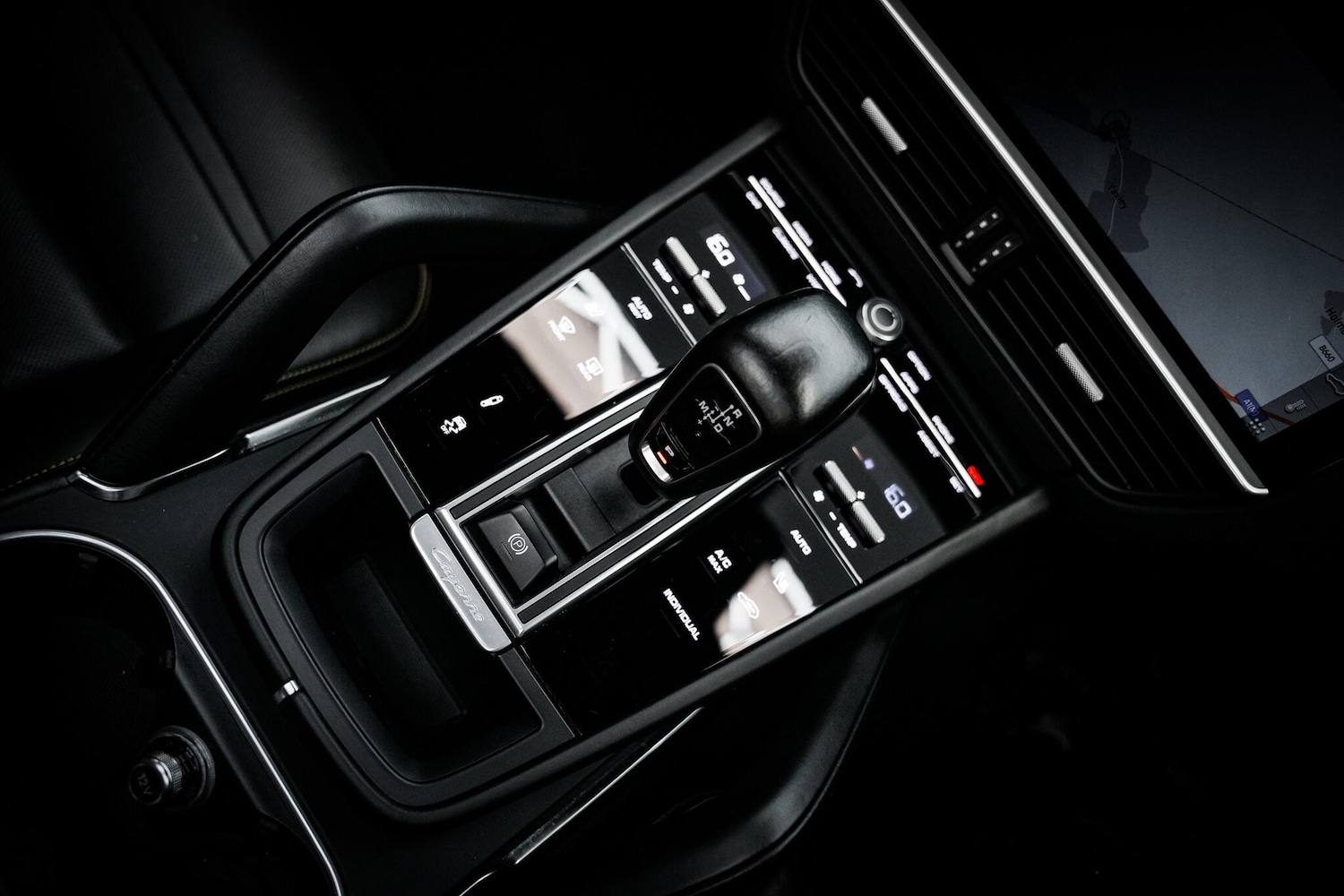 Used Porsche Cayenne 2020 for sale - 76660381: Photo 8