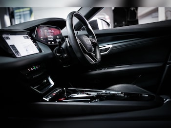 Used Audi e-tron GT 2022 for sale - 79317133: Photo