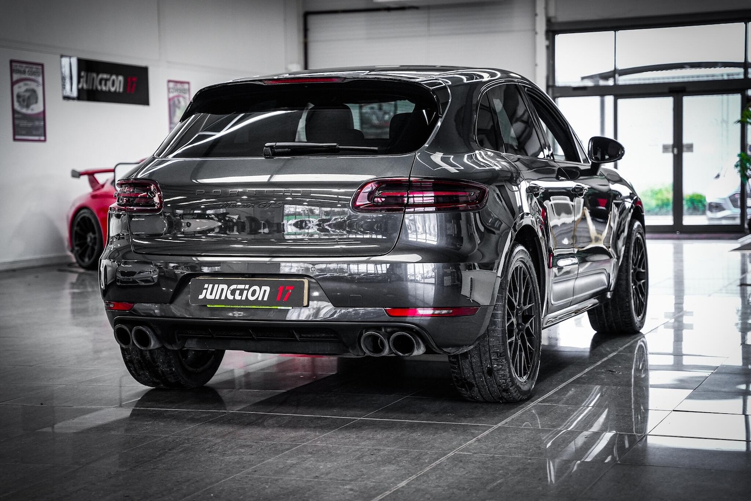 Used Porsche Macan 2016 for sale - 77306077: Photo 15