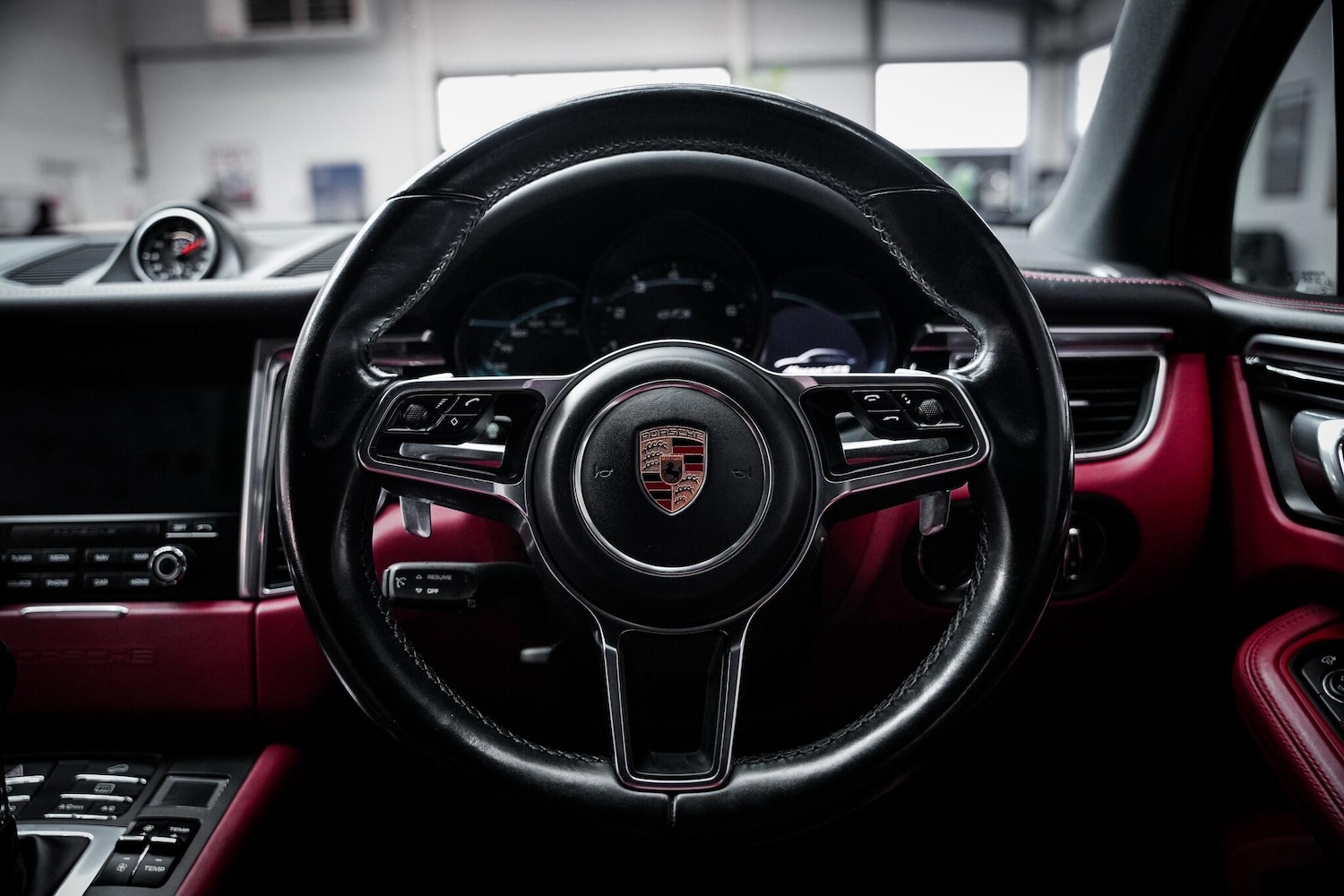 Used Porsche Macan 2016 for sale - 77306077: Photo 19