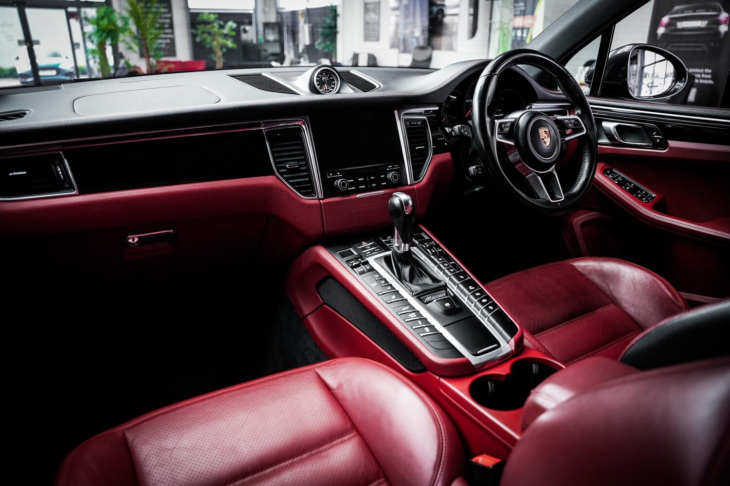 Used Porsche Macan 2016 for sale - 77306077: Photo 23