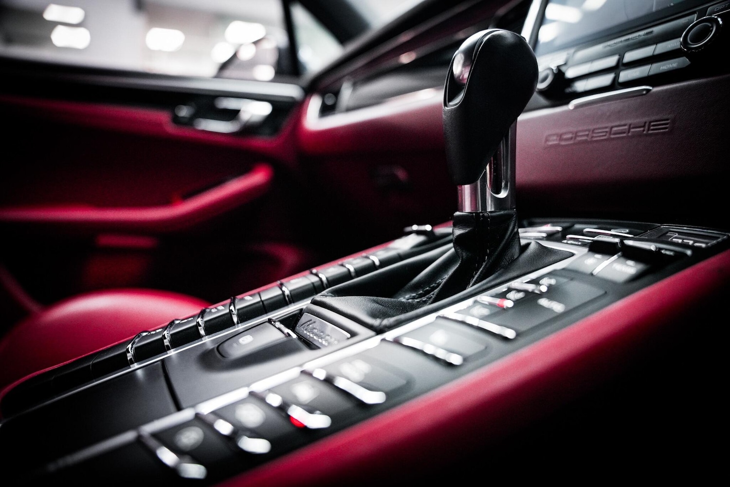 Used Porsche Macan 2016 for sale - 77306077: Photo 43