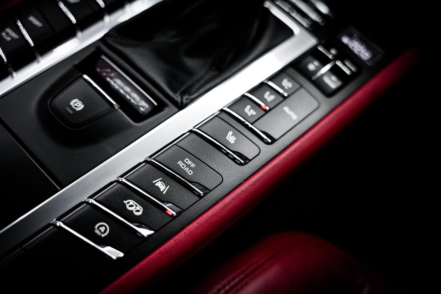 Used Porsche Macan 2016 for sale - 77306077: Photo 44