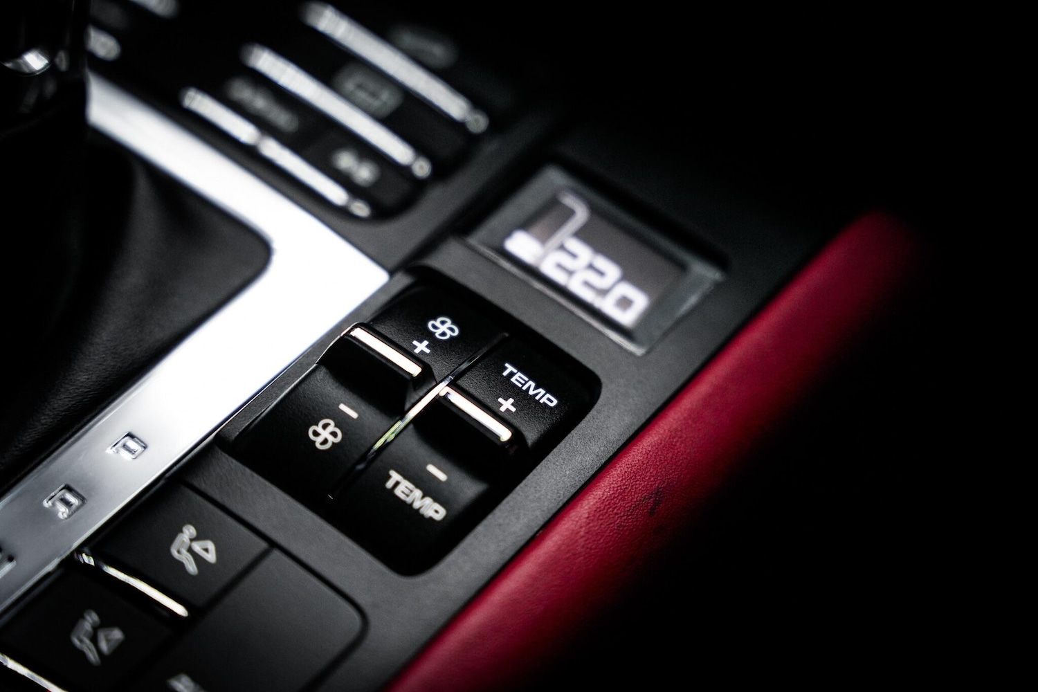 Used Porsche Macan 2016 for sale - 77306077: Photo 46