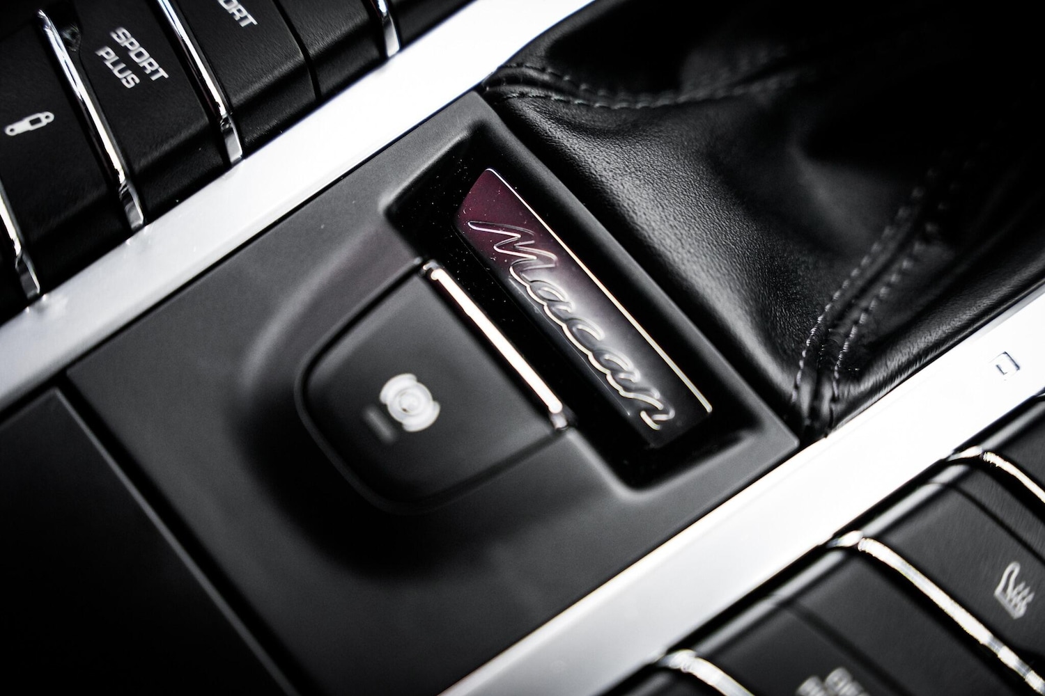 Used Porsche Macan 2016 for sale - 77306077: Photo 51