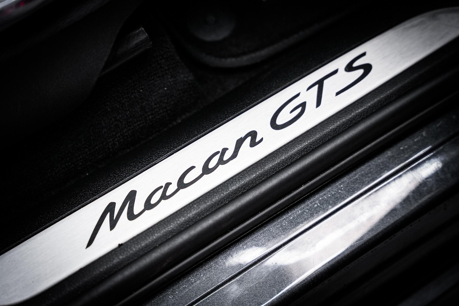 Used Porsche Macan 2016 for sale - 77306077: Photo 54