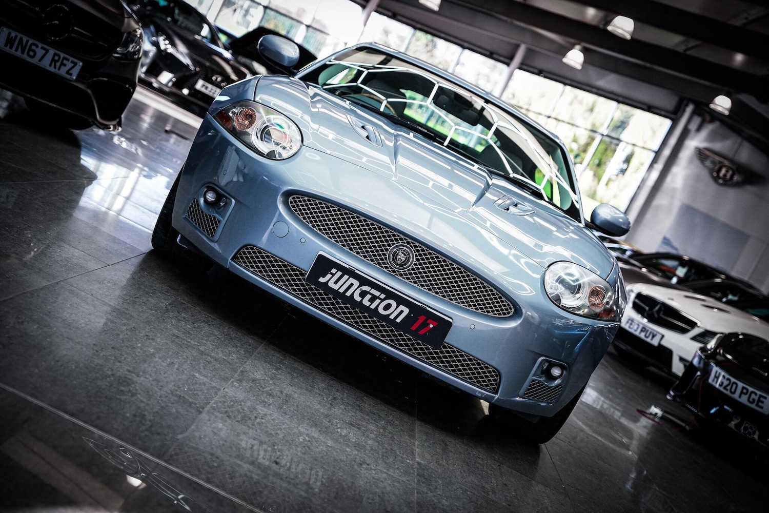 Used Jaguar XKR 2007 for sale - 76689047: Photo 4
