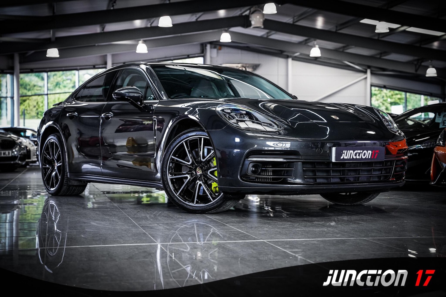 Used Porsche Panamera 2018 for sale - 76660539: Photo 1