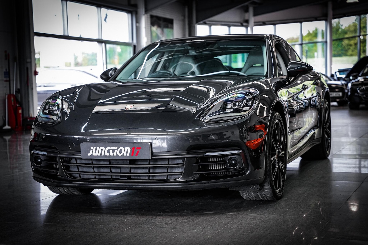 Used Porsche Panamera 2018 for sale - 76660539: Photo 11