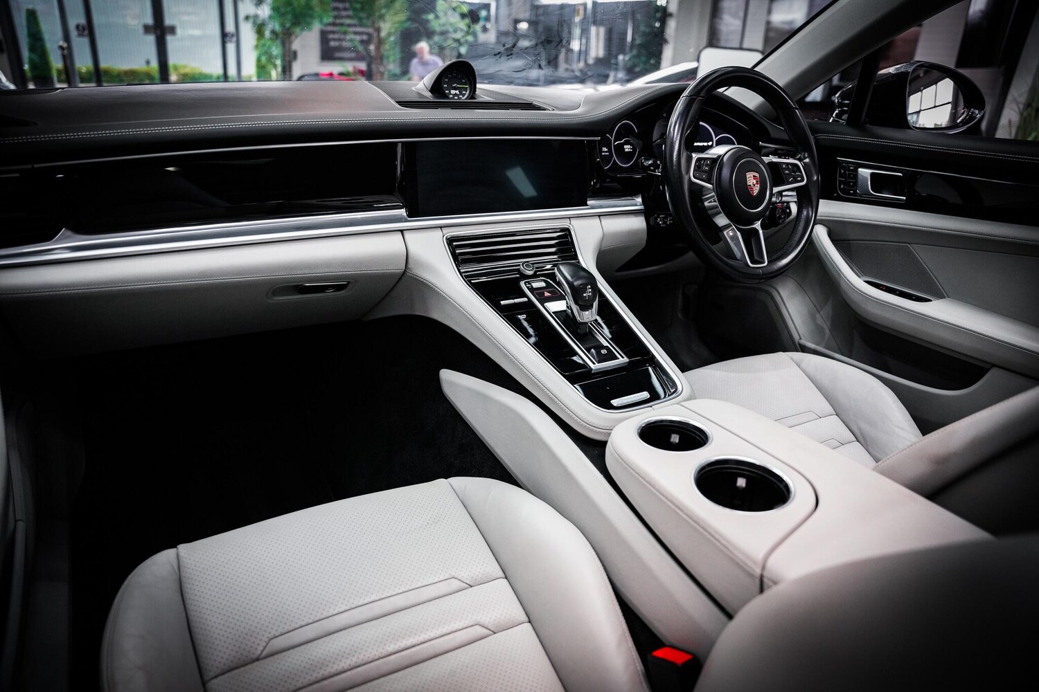 Used Porsche Panamera 2018 for sale - 76660539: Photo 21