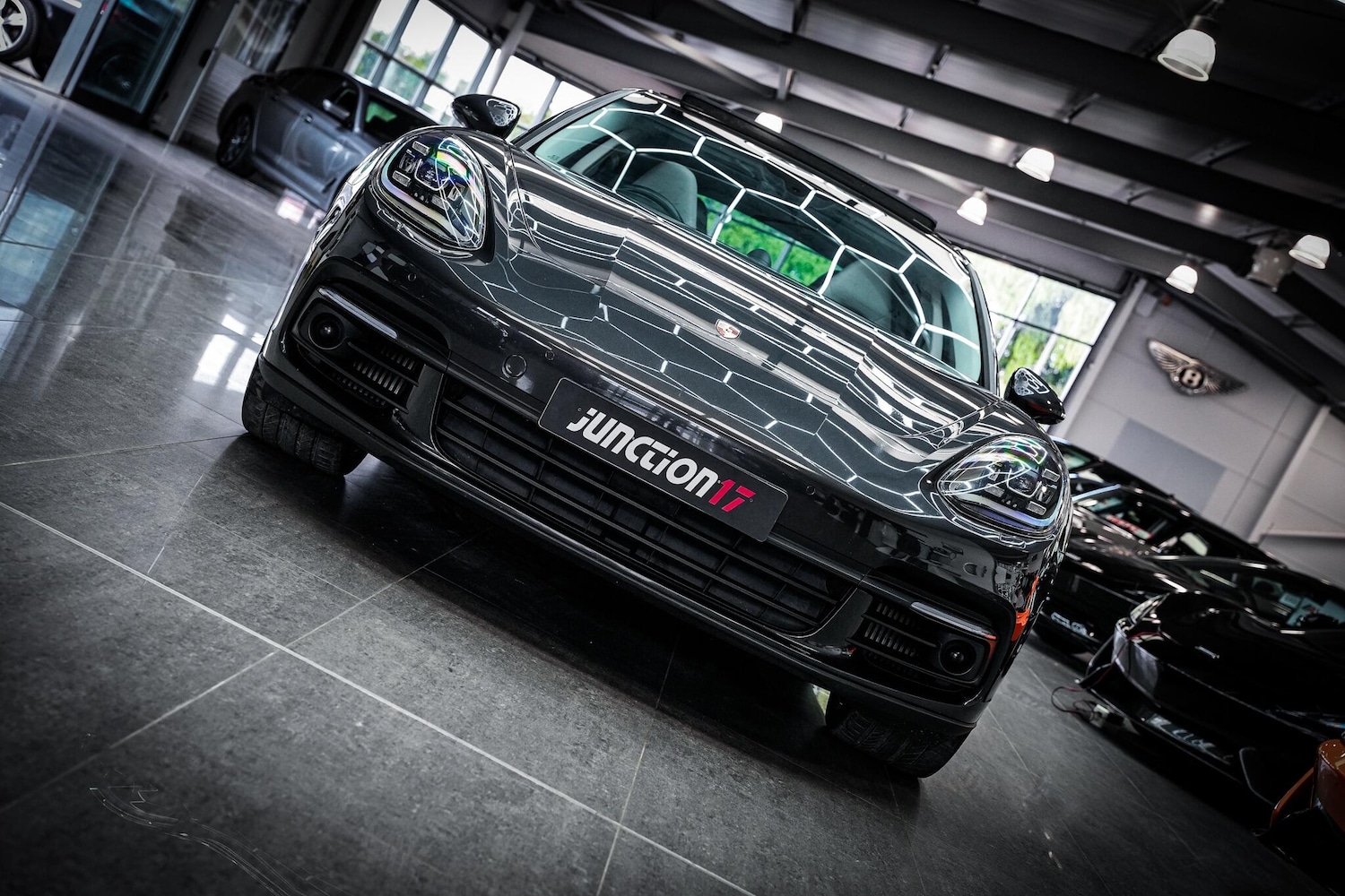 Used Porsche Panamera 2018 for sale - 76660539: Photo 4