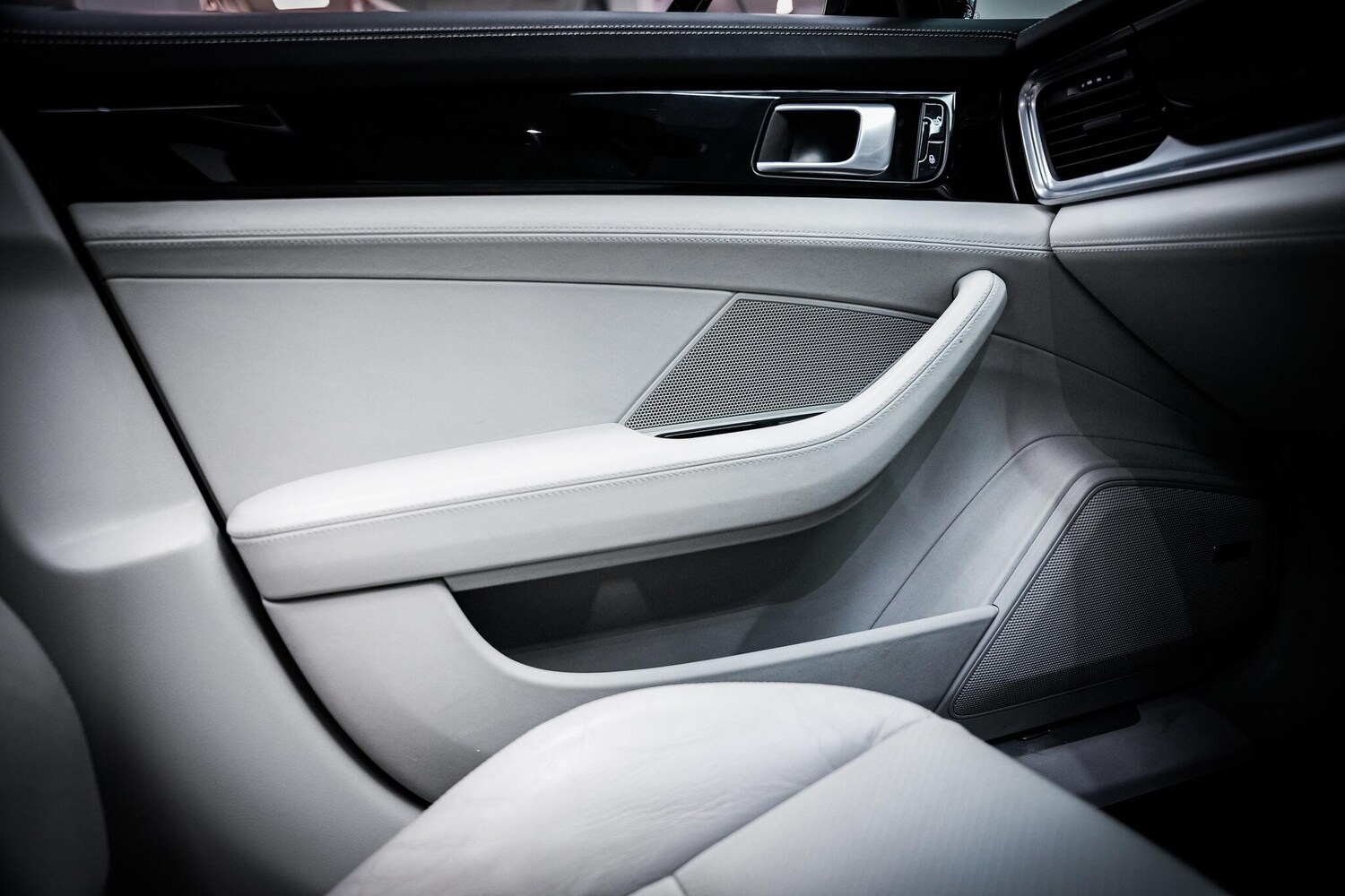 Used Porsche Panamera 2018 for sale - 76660539: Photo 46