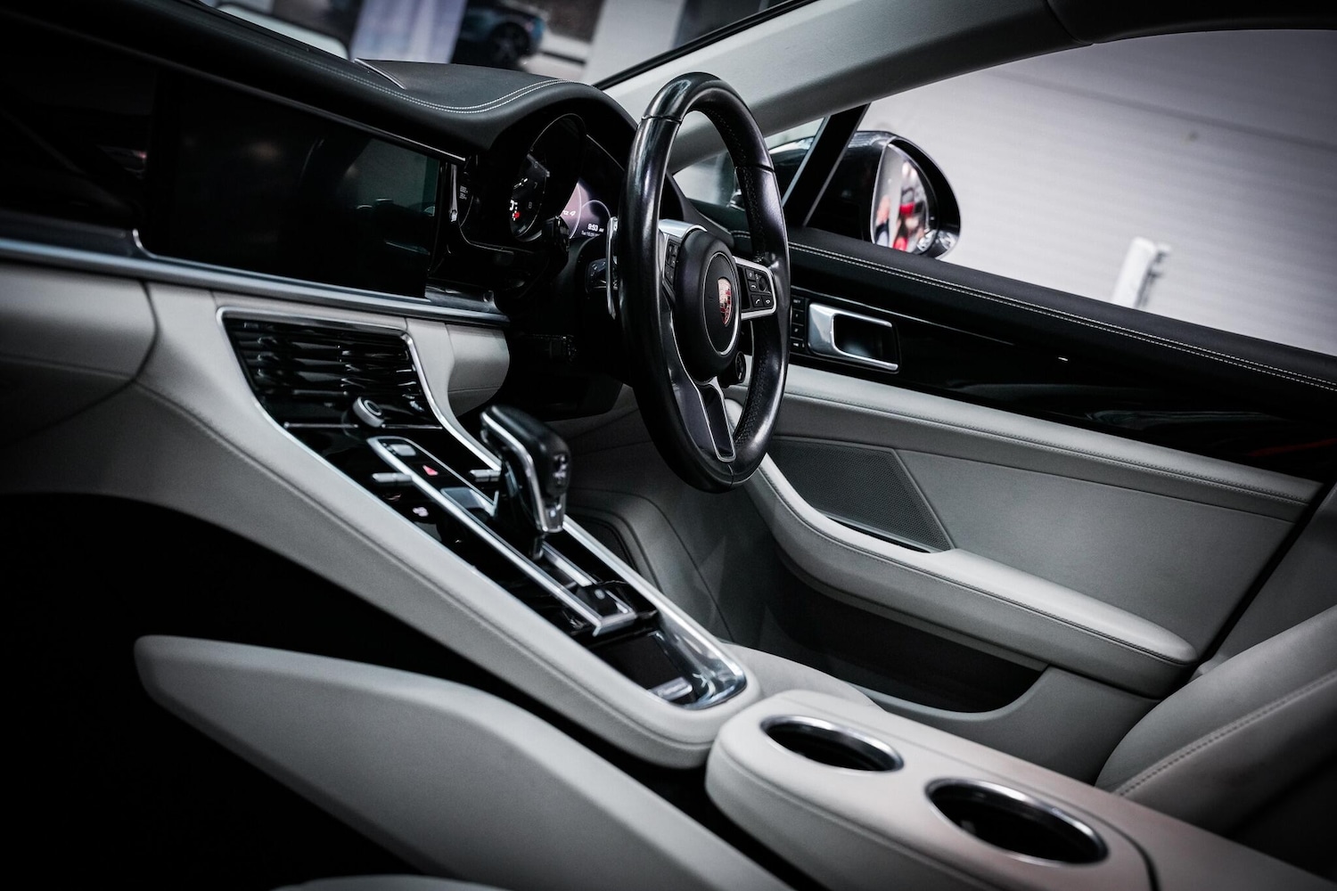 Used Porsche Panamera 2018 for sale - 76660539: Photo 5