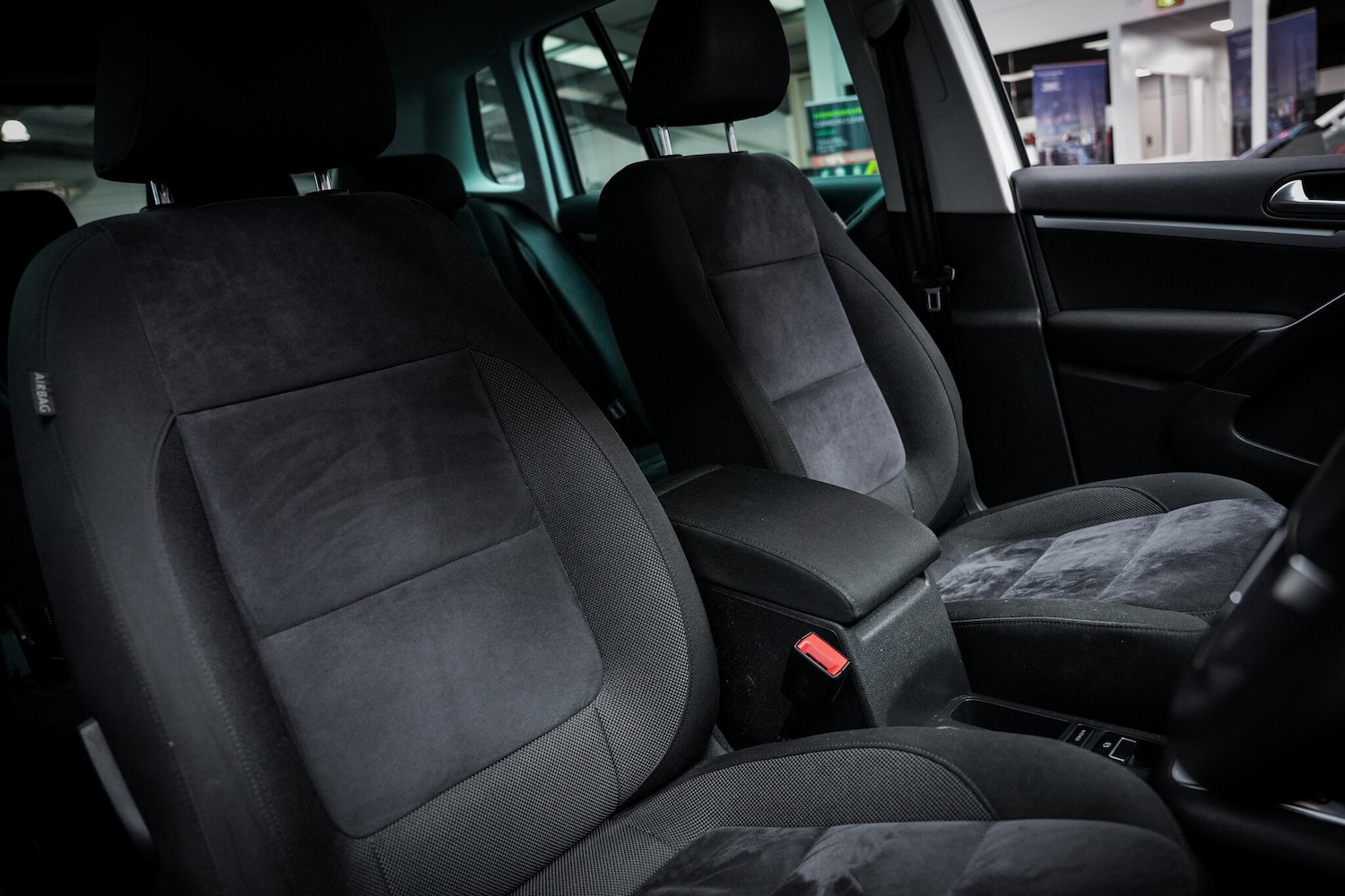 Used Volkswagen Tiguan 2016 for sale - 76660370: Photo 16