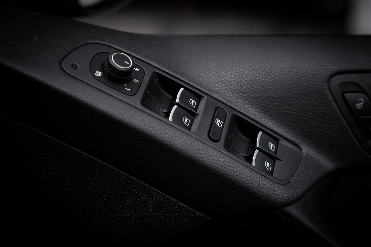 Used Volkswagen Tiguan 2016 for sale - 76660370: Photo 45