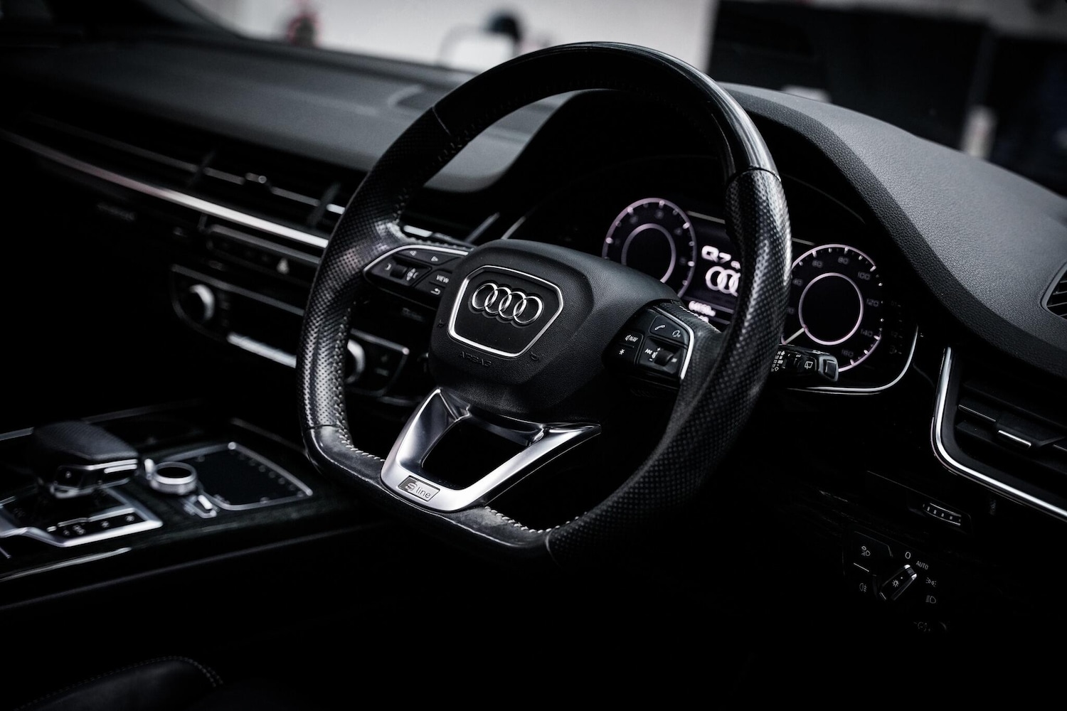 Used Audi Q7 2018 for sale - 76660385: Photo 19