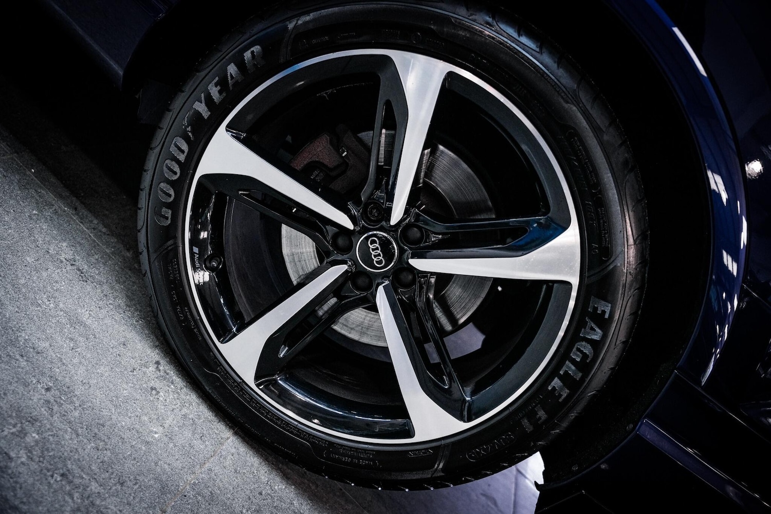 Used Audi Q7 2018 for sale - 76660385: Photo 30