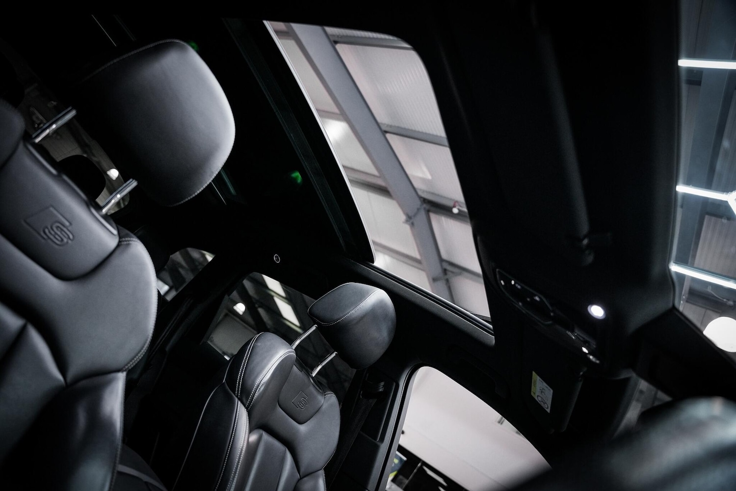 Used Audi Q7 2018 for sale - 76660385: Photo 4