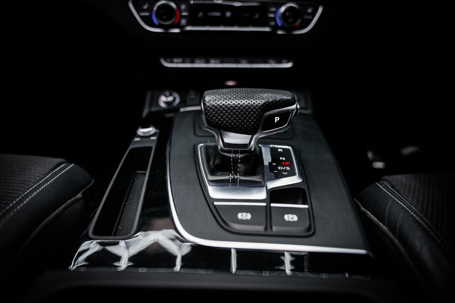 Used Audi Q5 2020 for sale - 76660536: Photo 44