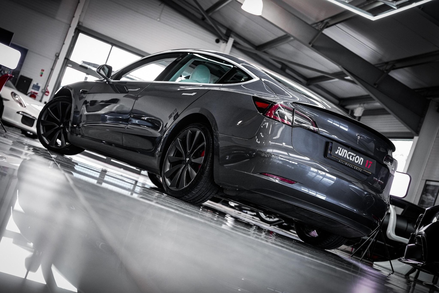 Used Tesla Model 3 2019 for sale - 76660551: Photo 8