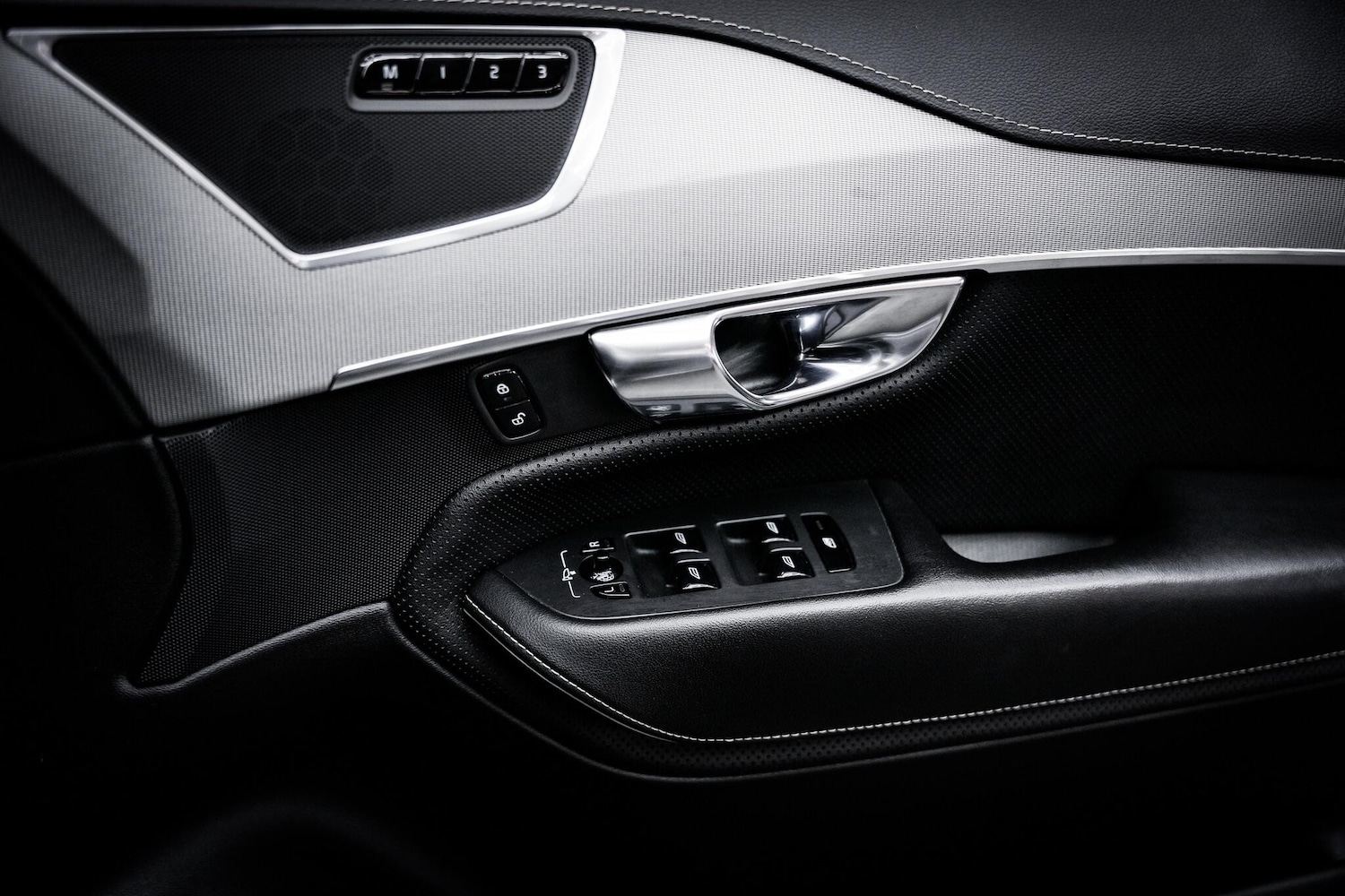 Used Volvo XC90 2018 for sale - 76660526: Photo 43