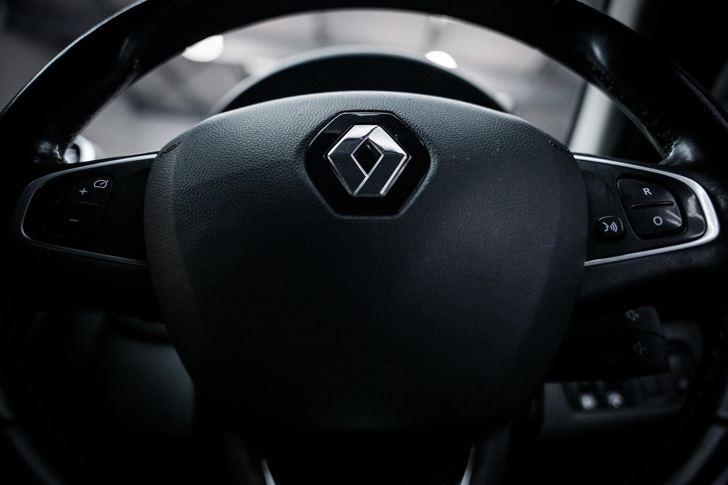 Used Renault Clio 2017 for sale - 76660520: Photo 38