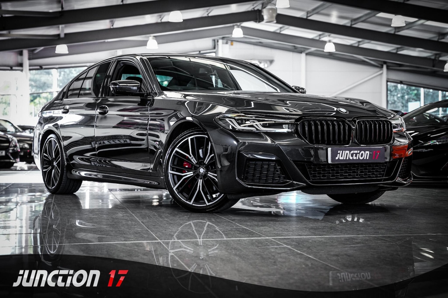 Used BMW 5 Series 2022 for sale - 76657368: Photo 1